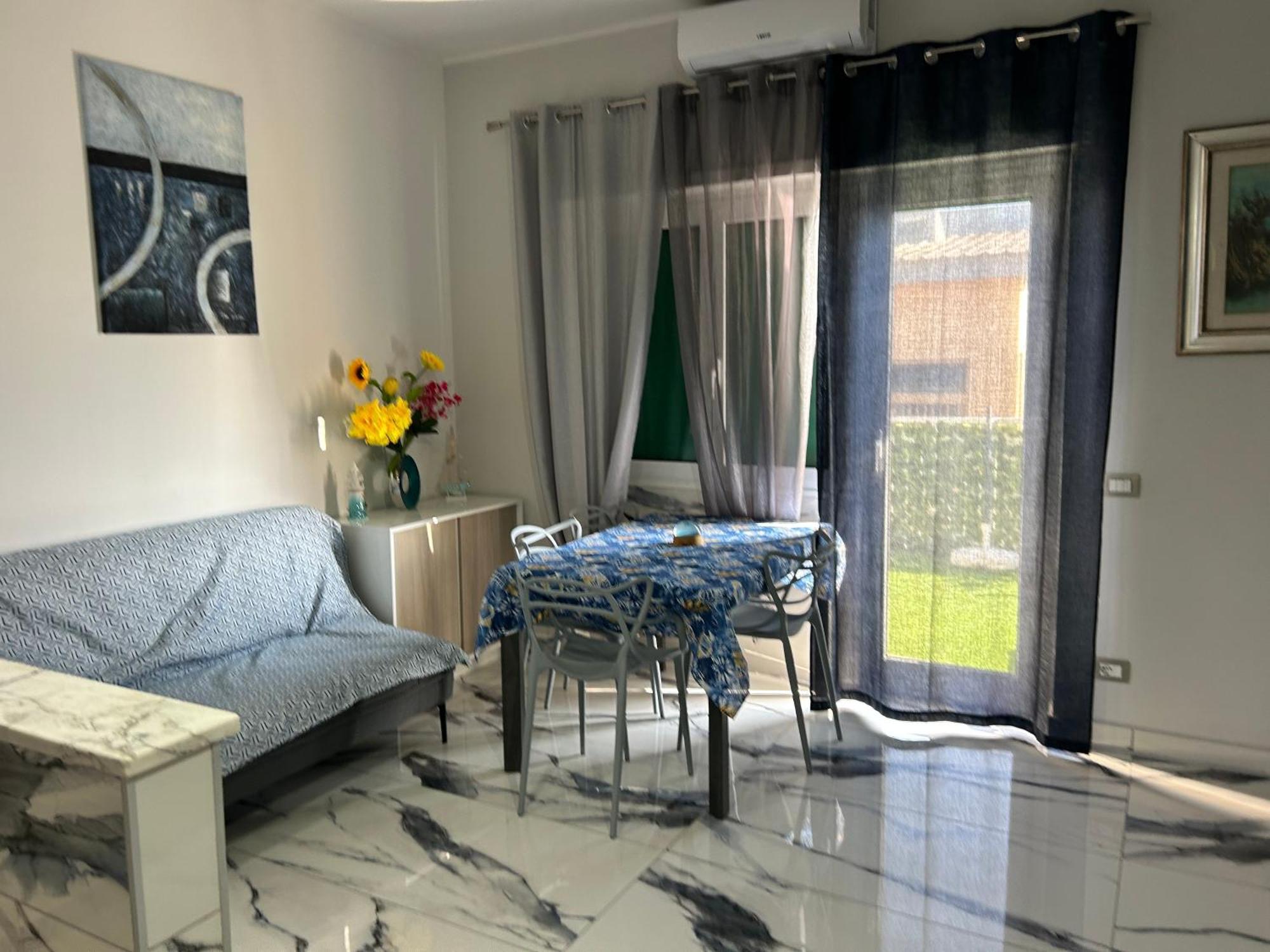 Front Sea Luxury Lejlighed Lido di Ostia Eksteriør billede